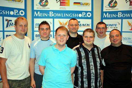 from left to right: Claxton James, Gillespie Brian, Bruce Michael, Kerr Mark, Hutton Mark, McQueen Mark and Gillespie Andrew