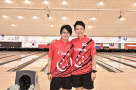 CHERIE TAN und SHAYNA NG aus Singapur