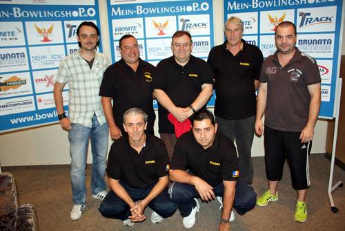 hinten von links: Dobondi Bogdahn, Fatu Valentin, Simut Viorel, Mihailescu Florian und Piticariu Marius, vorne von links: Gheorghe Catalin und Gagenoiu Romeo