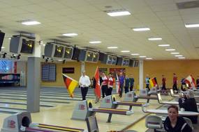 Einmarsch der Sieger und Platzierten Junioren Doppel