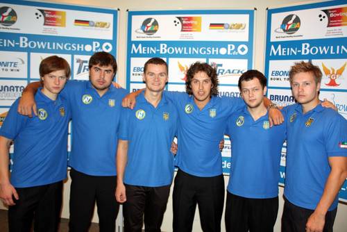 von links nach rechts: Kondratyev Oleksandr, Shchabelsky Volodymyr, Shcherbinin Oleksandr, Kalika Mykhaylo, Petrovskyi Ievgen und Kalika Oleksandr